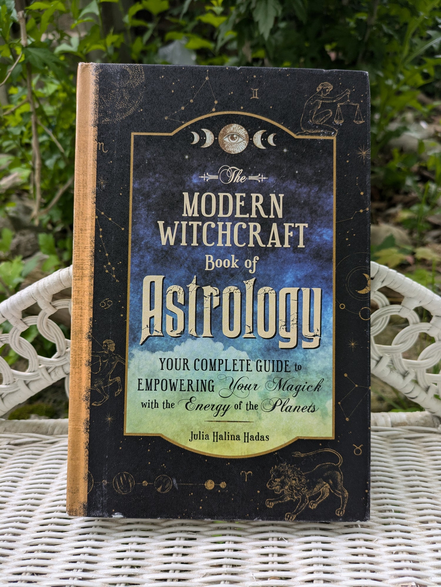 The Modern Witchcraft Book of Astrology